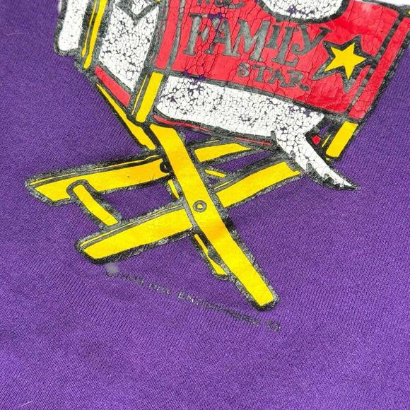 Vintage 1993 Family Star Dog Graphic Sweatshirt Purple Fruit of the Loom Size L - Picture 2 of 9